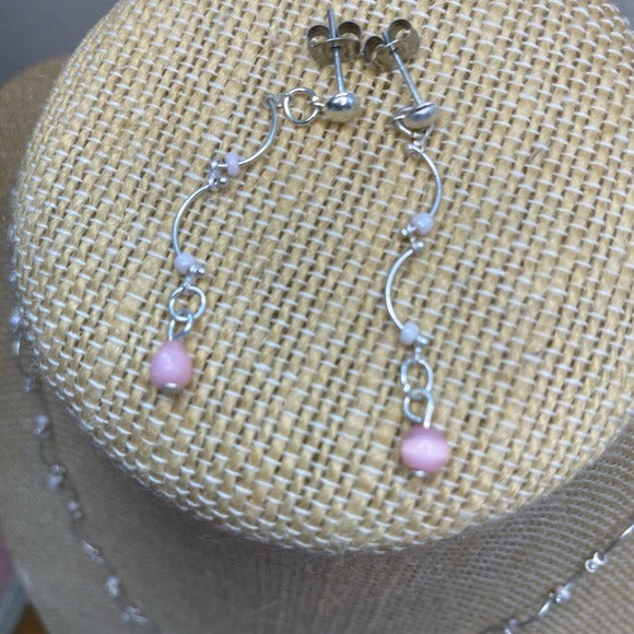 Dainty feminine choker and earrings set